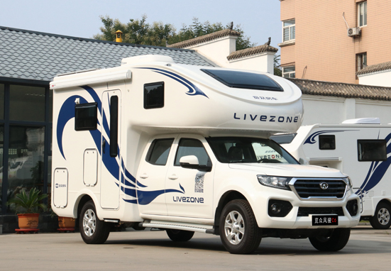 選這輛房車，只為更多山花爛漫