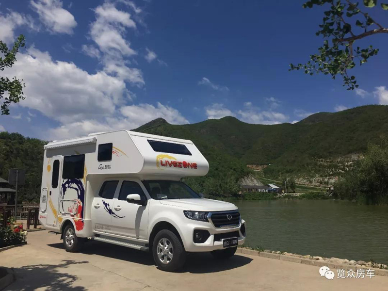 超大床還是國(guó)六汽油四驅(qū)房車，選它沒錯(cuò)