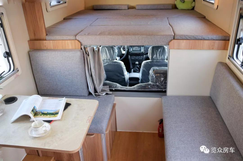 買房車為什么買四驅(qū)房車？都有哪些款式可選