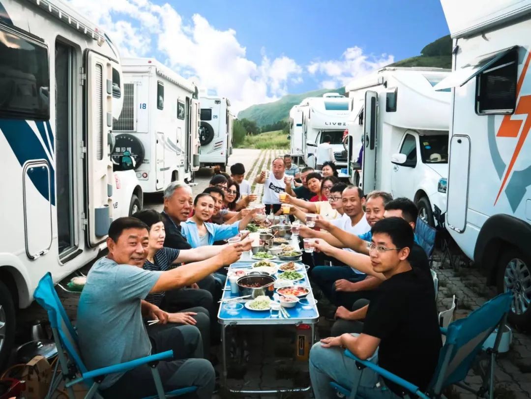 什么時(shí)候你最想擁有一臺(tái)房車？
