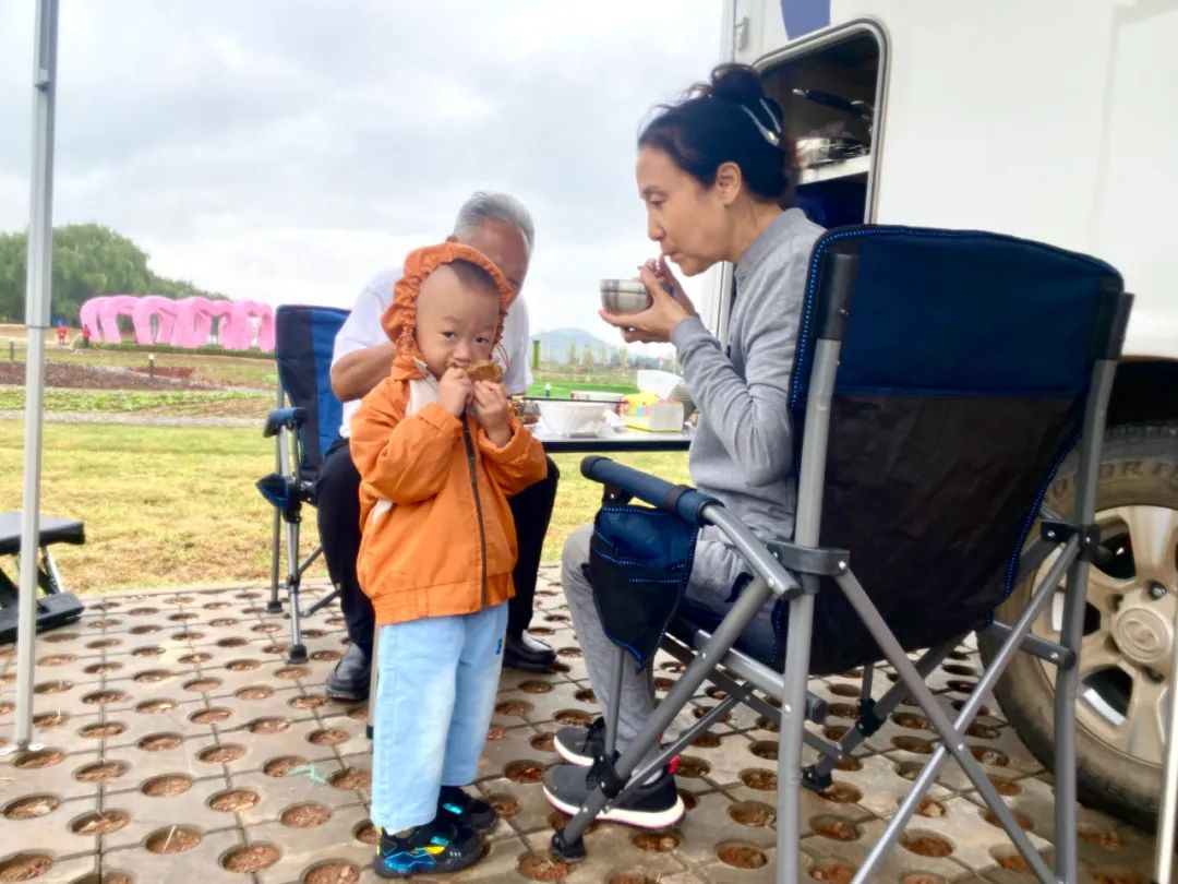 精致化露營“選手”，將吃住行融為一體，適合1~2人四季旅行