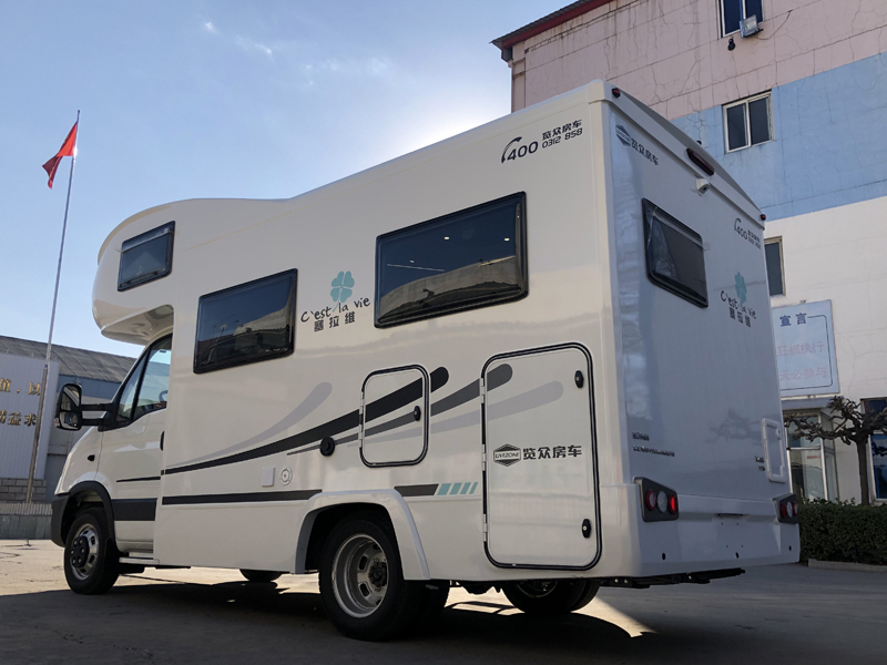 幸運(yùn)四葉草房車，旅行更舒適選擇